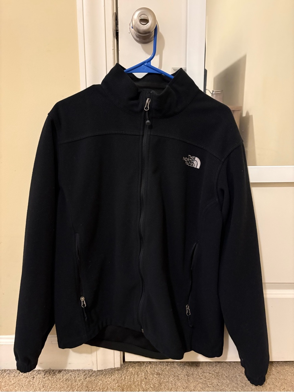The North Face Black Men’s Full-Zip Performance Fleece Jacket